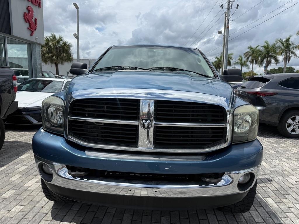 Dodge Ram 2500 4dr Quad Cab 160.5 4WD SLT 2006