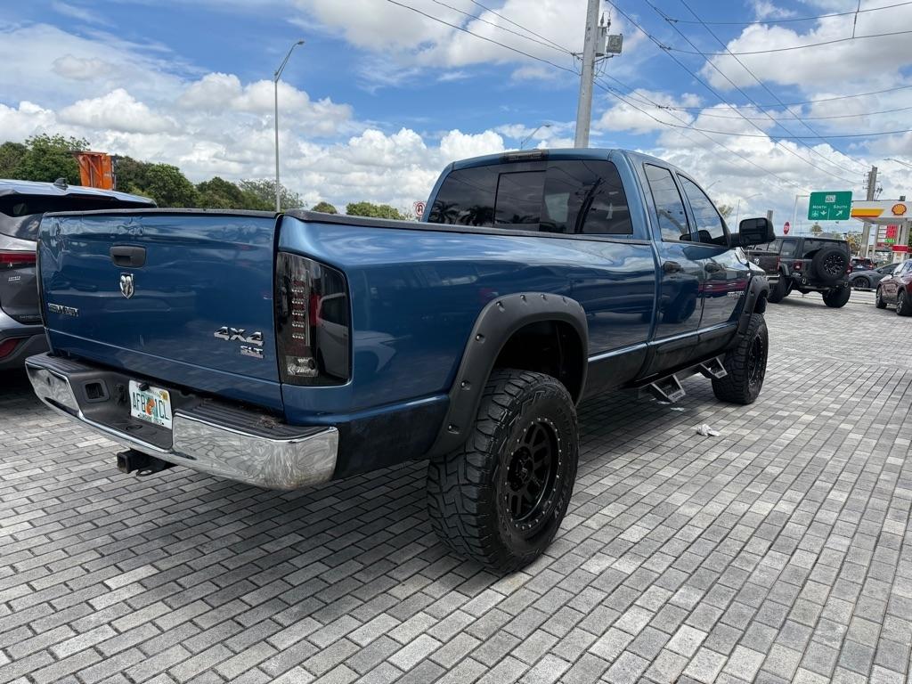 Dodge Ram 2500 4dr Quad Cab 160.5 4WD SLT 2006