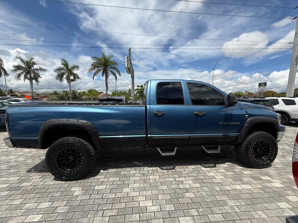 Dodge Ram 2500 4dr Quad Cab 160.5 4WD SLT 2006