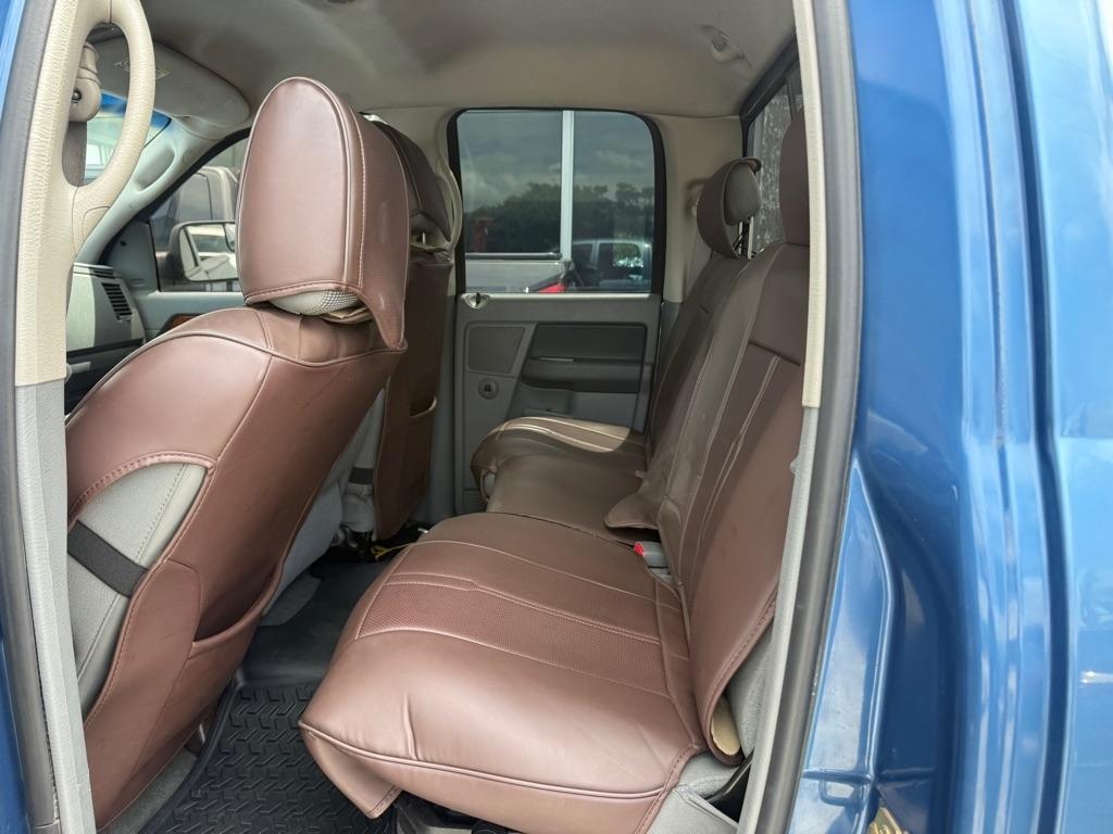 Dodge Ram 2500 4dr Quad Cab 160.5 4WD SLT 2006