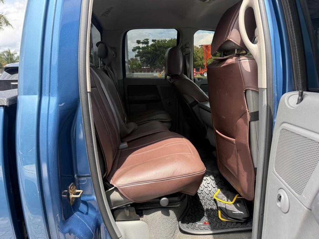 Dodge Ram 2500 4dr Quad Cab 160.5 4WD SLT 2006