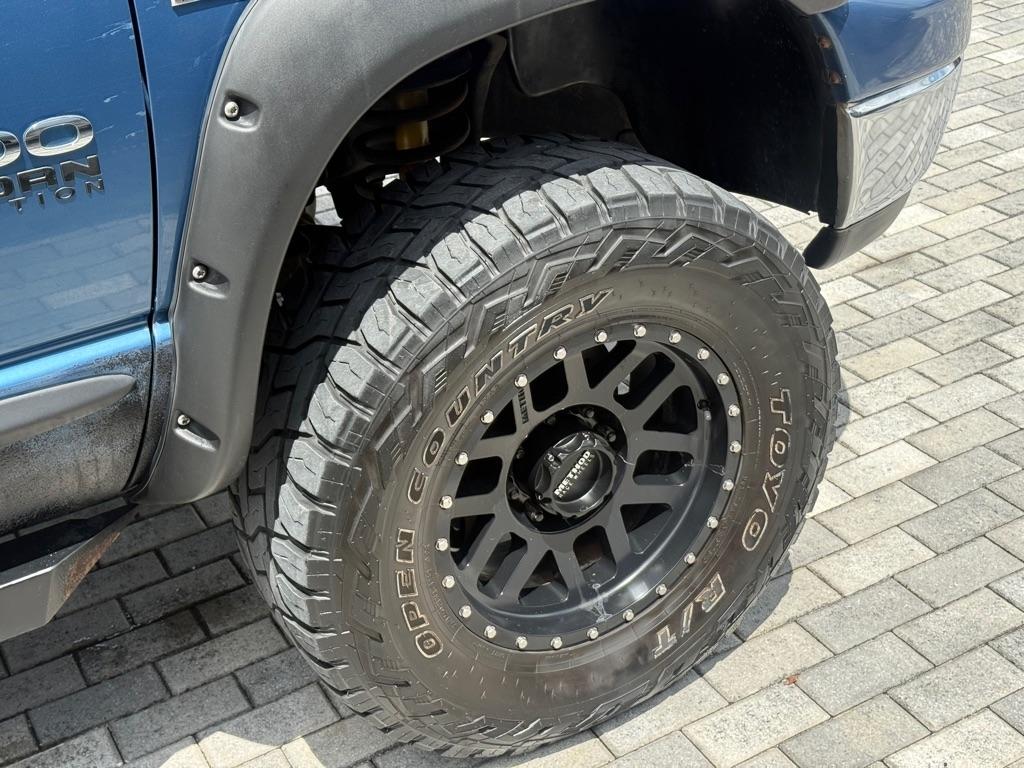 Dodge Ram 2500 4dr Quad Cab 160.5 4WD SLT 2006