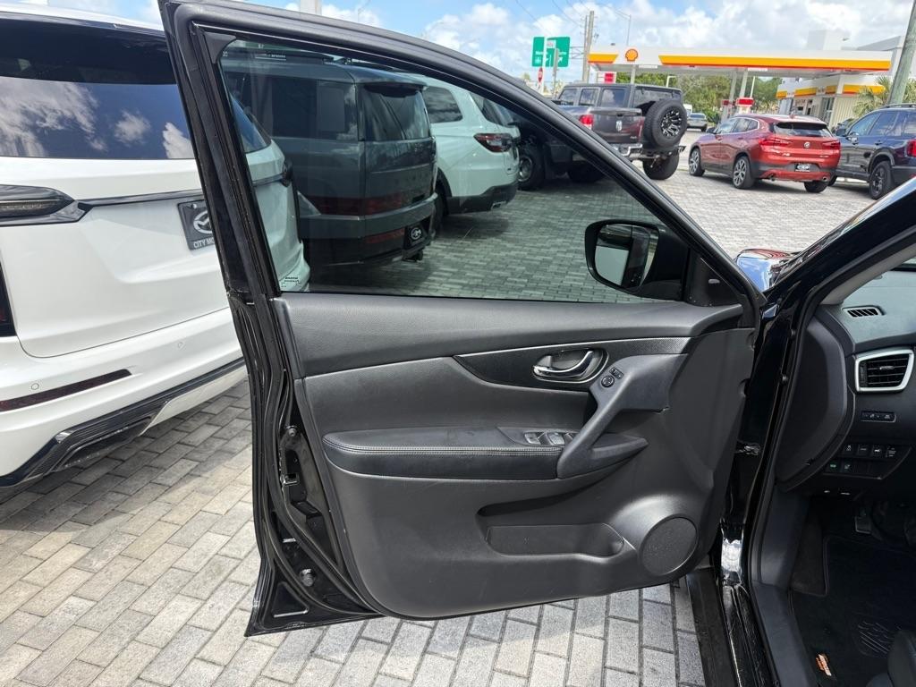 Nissan Rogue FWD 4dr SL 2015