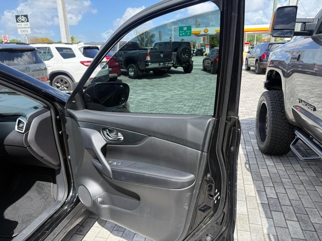 Nissan Rogue FWD 4dr SL 2015