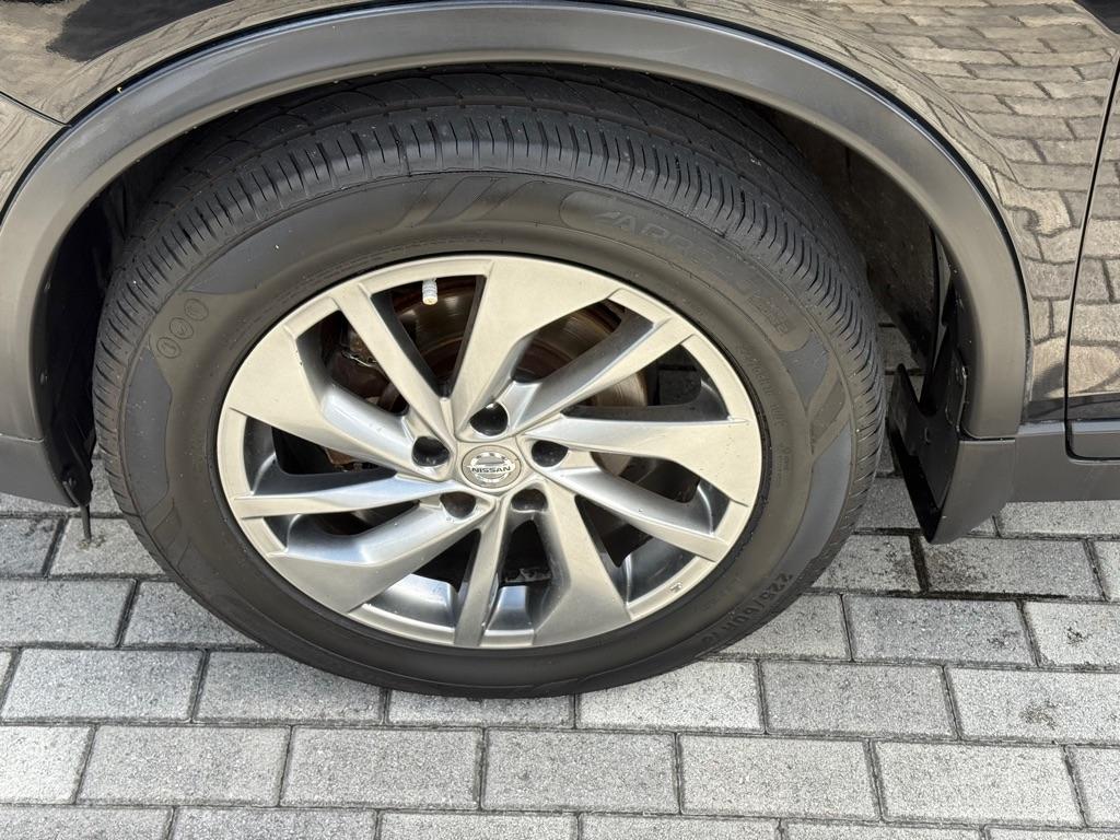 Nissan Rogue FWD 4dr SL 2015