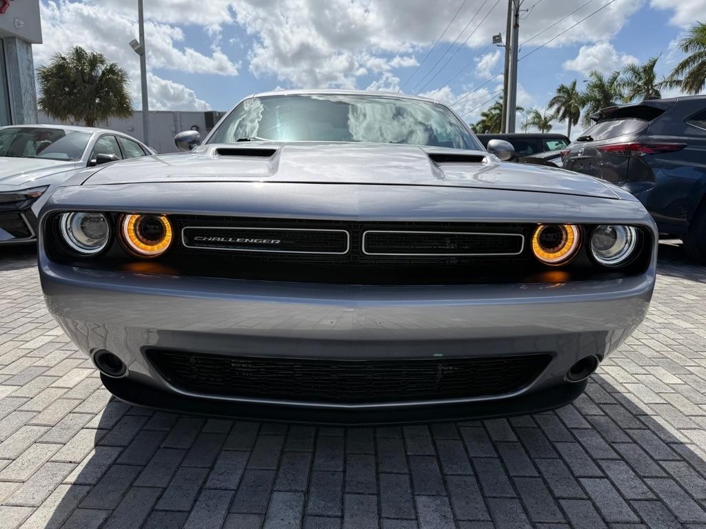 Dodge Challenger 2dr Cpe SXT 2016