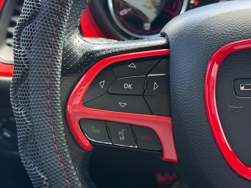 Dodge Challenger 2dr Cpe SXT 2016