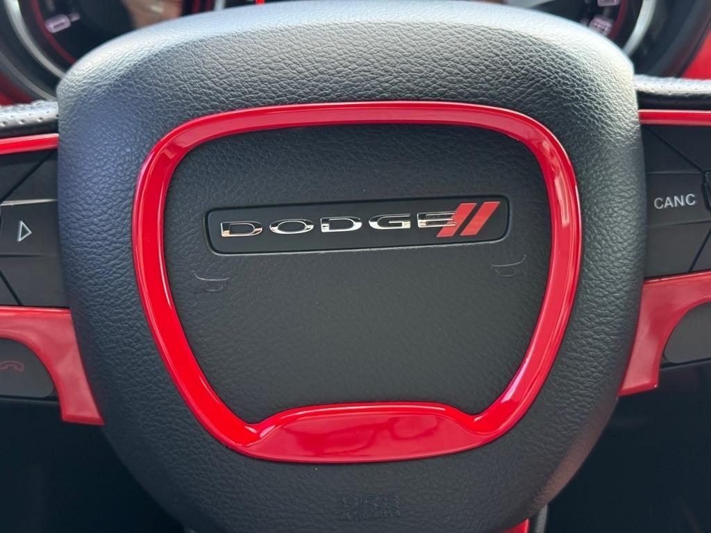 Dodge Challenger 2dr Cpe SXT 2016