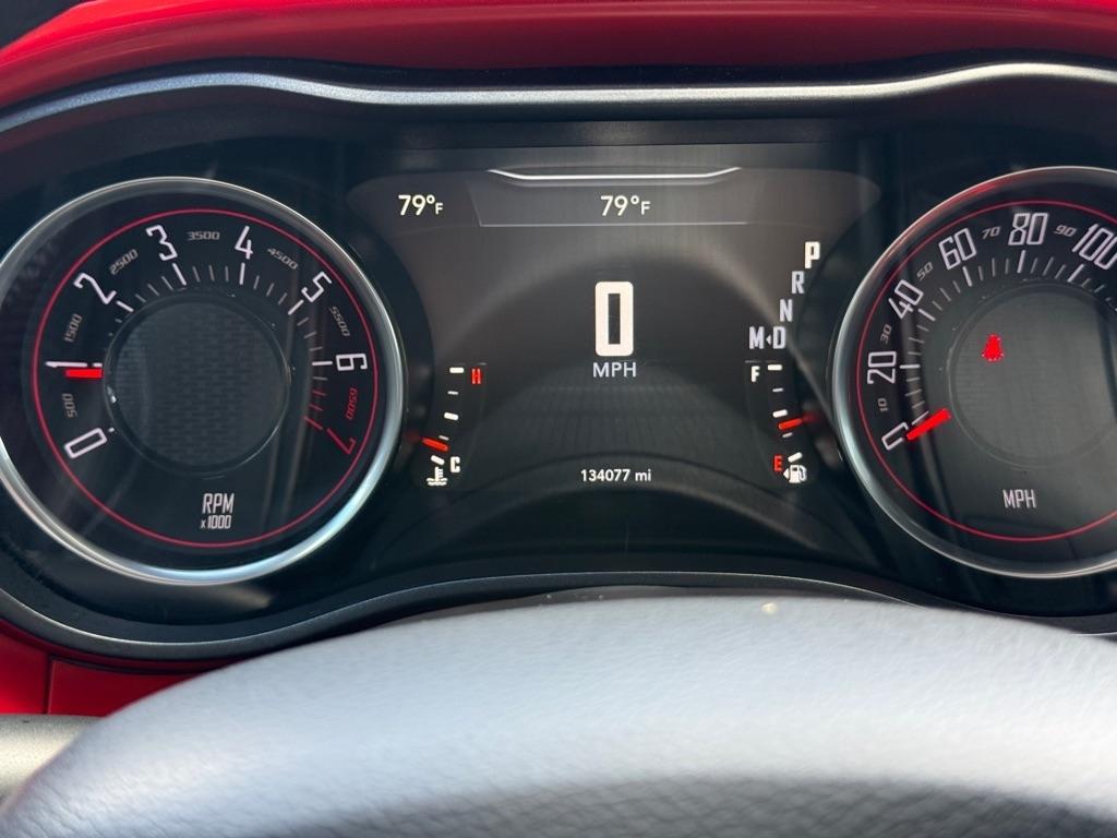 Dodge Challenger 2dr Cpe SXT 2016