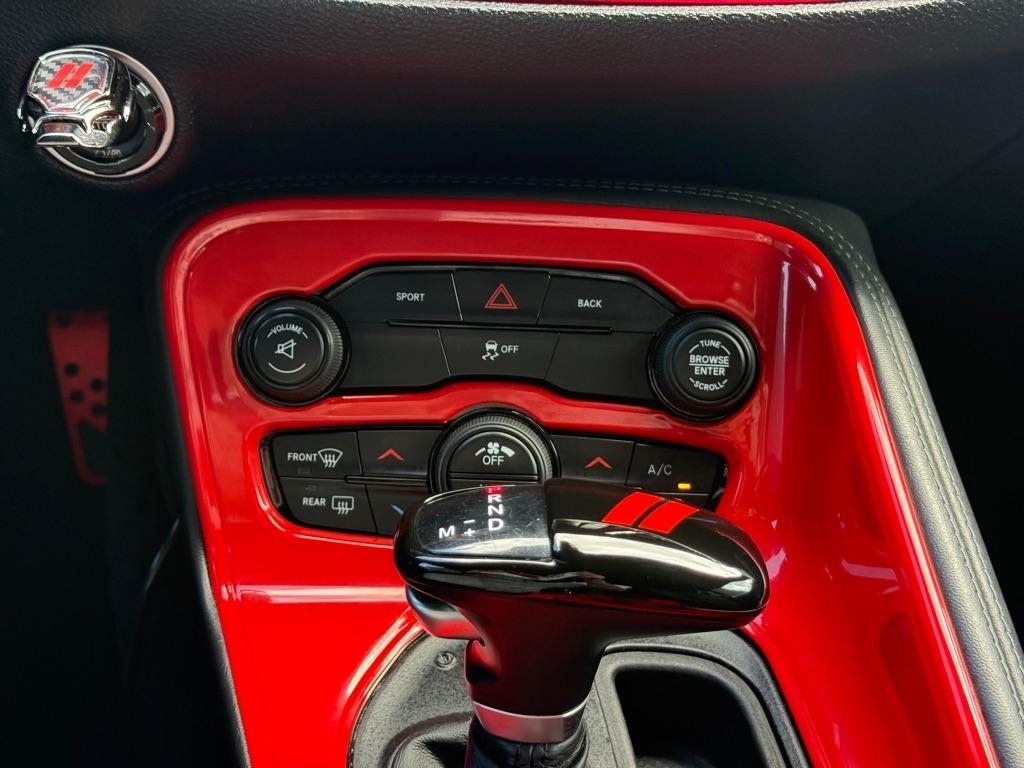 Dodge Challenger 2dr Cpe SXT 2016