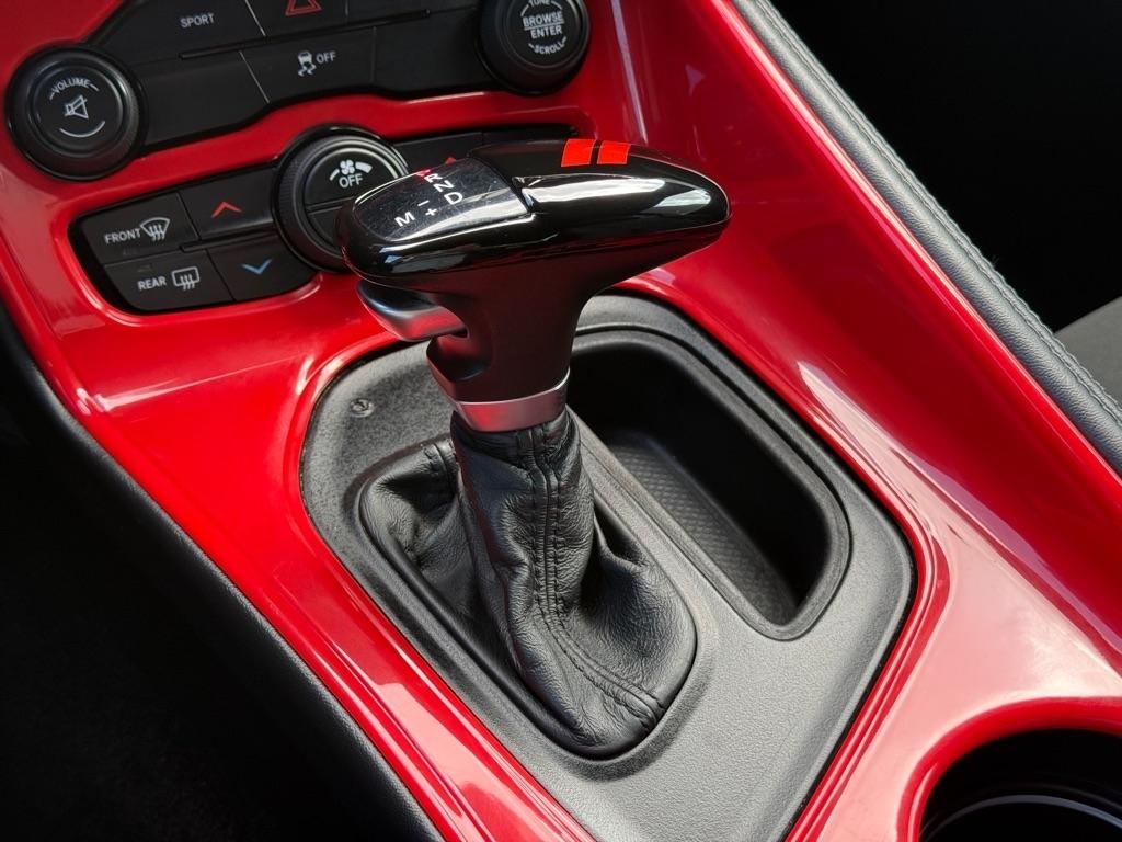 Dodge Challenger 2dr Cpe SXT 2016