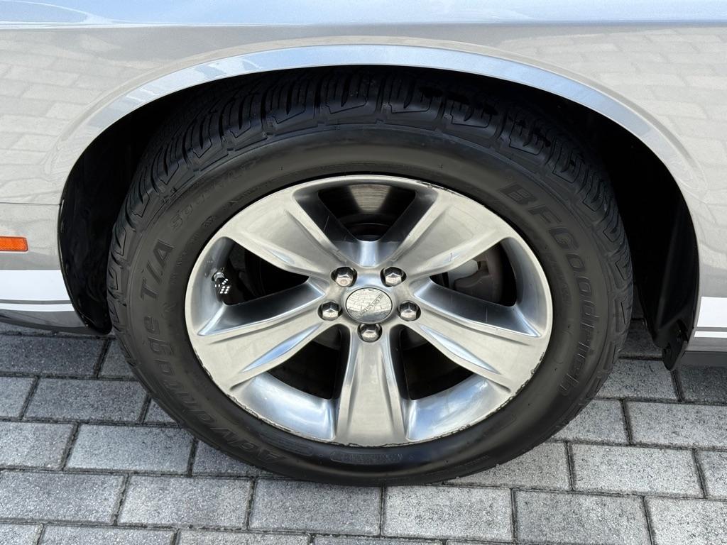 Dodge Challenger 2dr Cpe SXT 2016