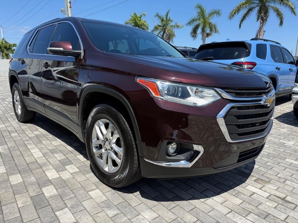 2021 Chevrolet Traverse FWD 4dr LT Cloth w/1LT