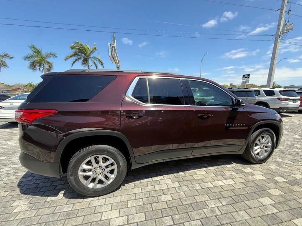 Chevrolet Traverse FWD 4dr LT Cloth w/1LT 2021