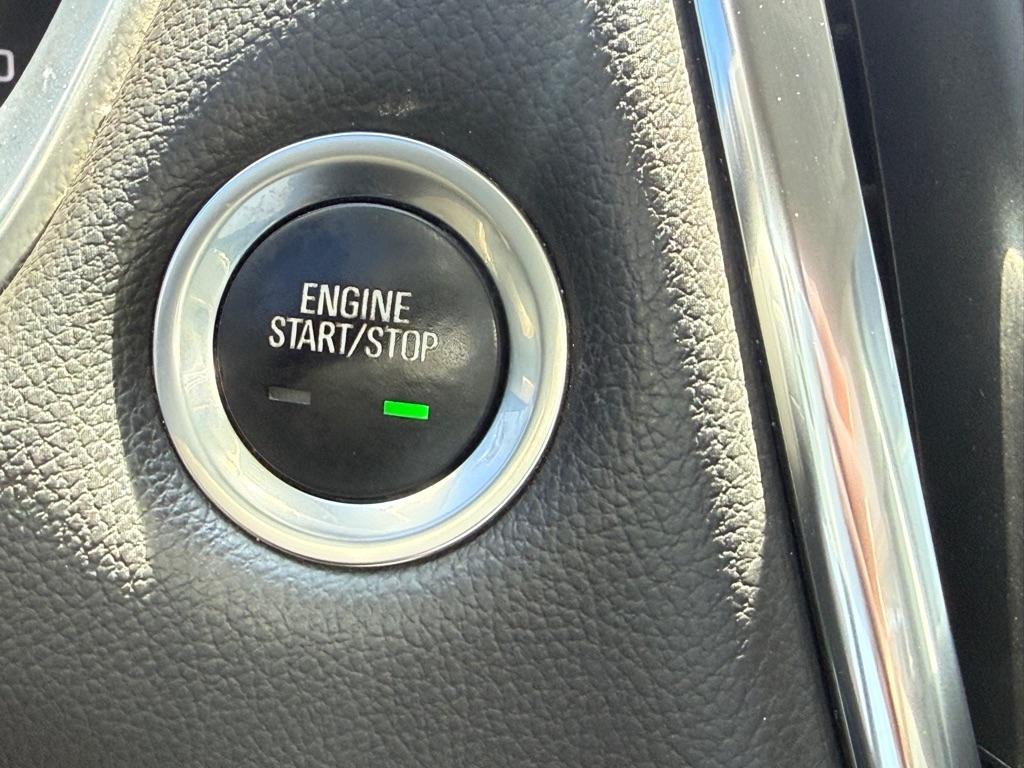 Chevrolet Traverse FWD 4dr LT Cloth w/1LT 2021