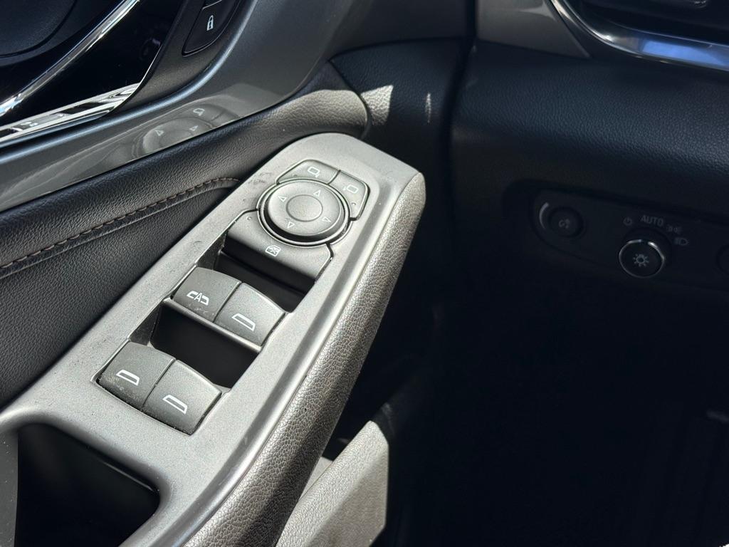 Chevrolet Traverse FWD 4dr LT Cloth w/1LT 2021