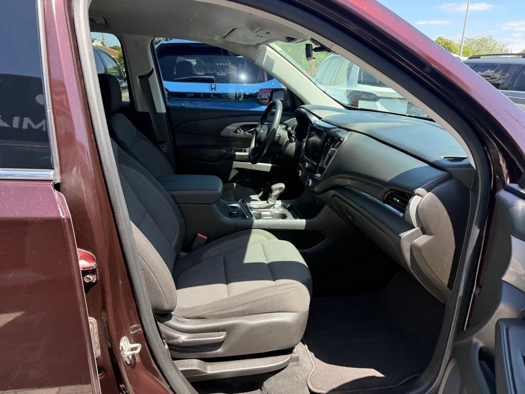 Chevrolet Traverse FWD 4dr LT Cloth w/1LT 2021