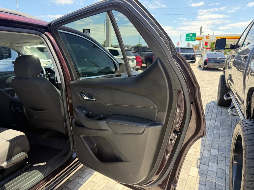 Chevrolet Traverse FWD 4dr LT Cloth w/1LT 2021