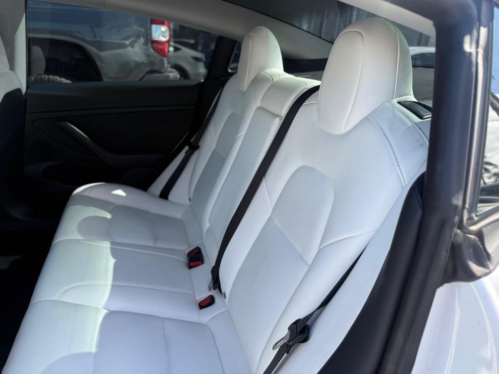 Tesla Model 3 RWD 2022