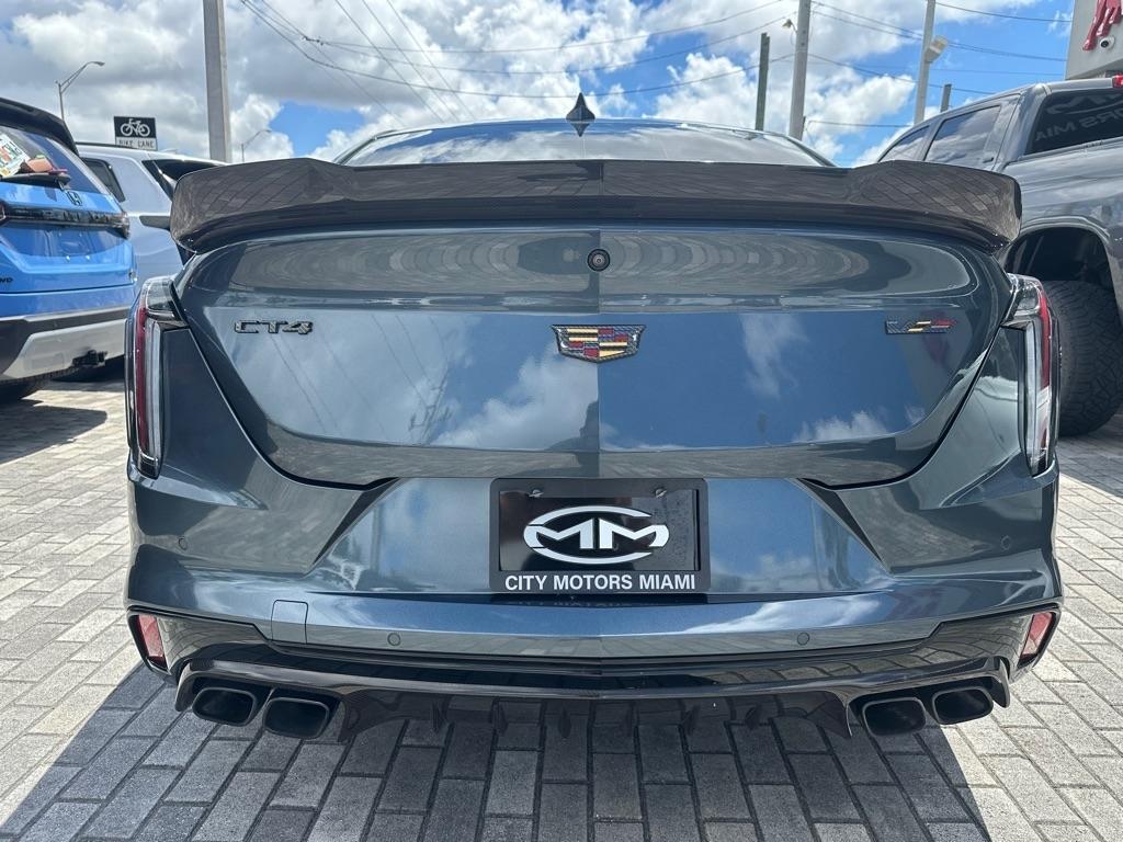 Cadillac CT4-V 4dr Sdn Blackwing 2022