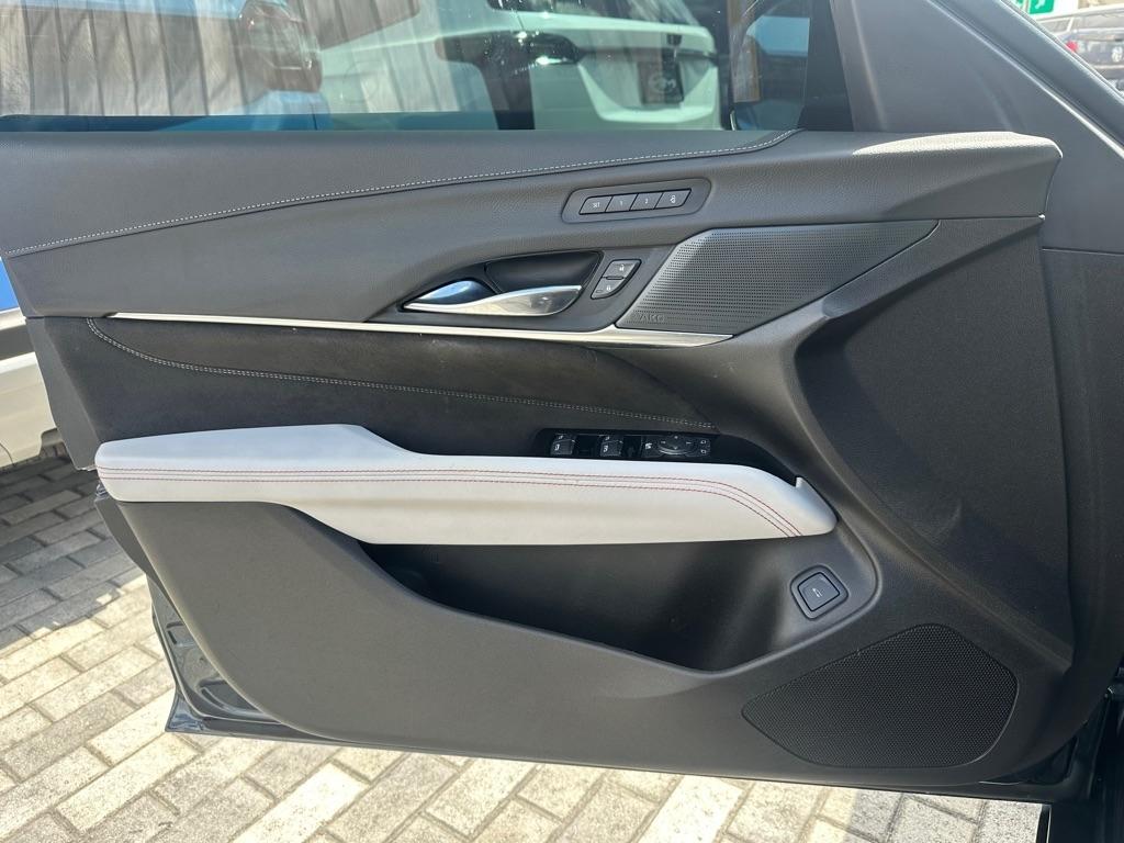 Cadillac CT4-V 4dr Sdn Blackwing 2022