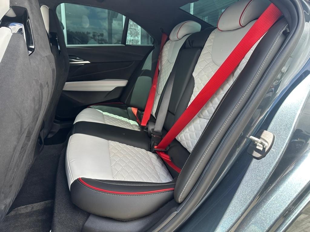 Cadillac CT4-V 4dr Sdn Blackwing 2022