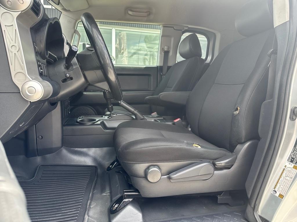 Toyota FJ Cruiser 2WD 4dr Auto (Natl) 2007