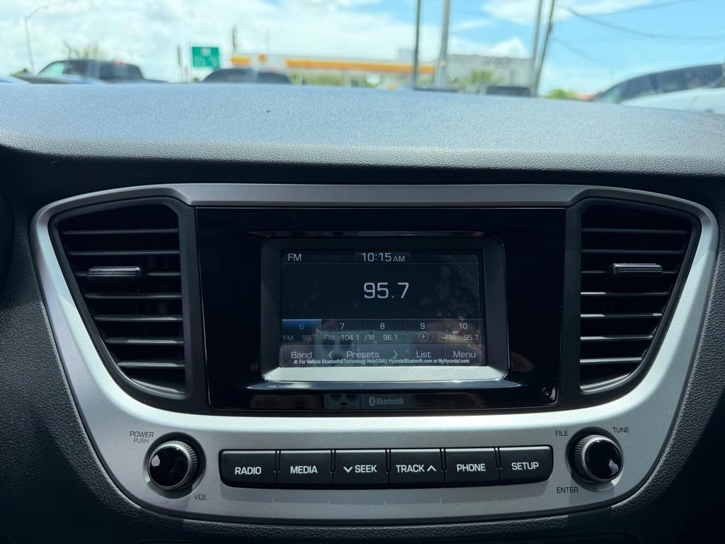 Hyundai Accent SE Sedan IVT 2022