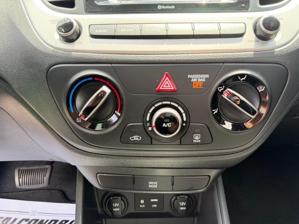 Hyundai Accent SE Sedan IVT 2022