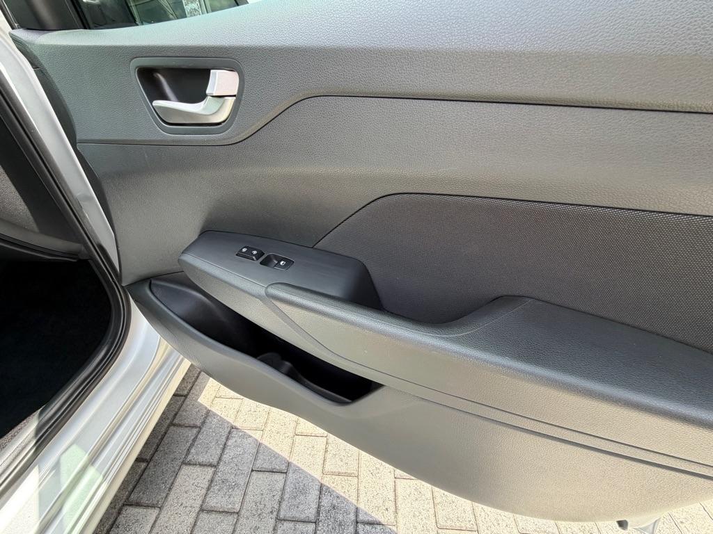 Hyundai Accent SE Sedan IVT 2022