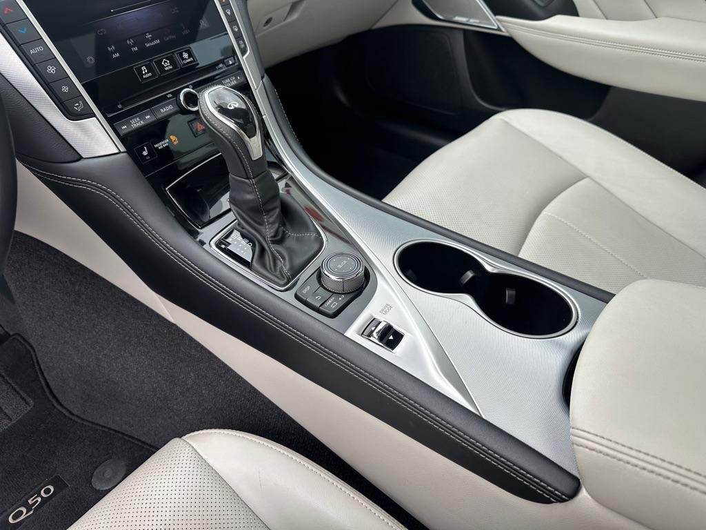 Infiniti Q50 LUXE RWD 2023