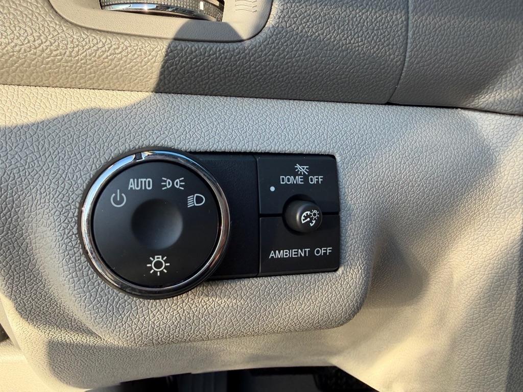 Buick Enclave FWD 4dr Leather 2014