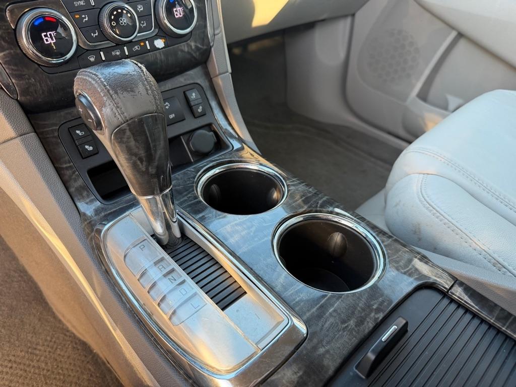 Buick Enclave FWD 4dr Leather 2014