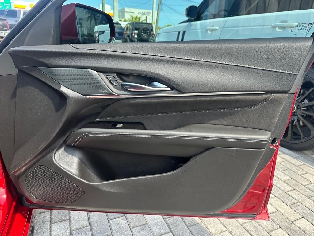 Cadillac CT4-V 4dr Sdn Blackwing 2022