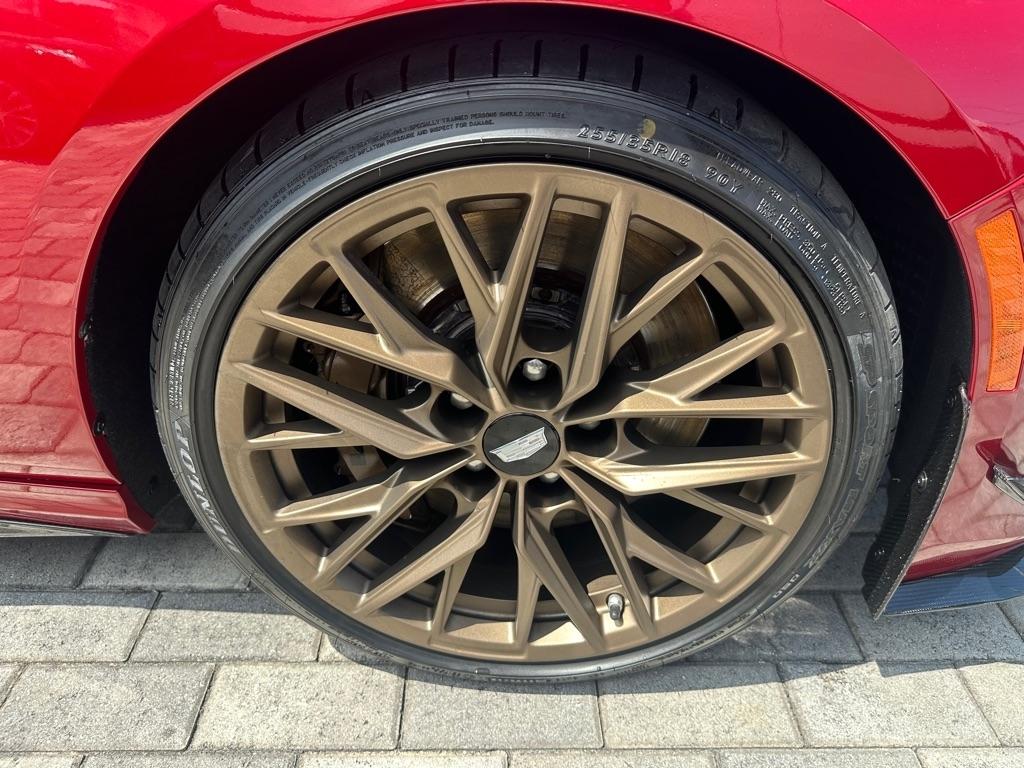 Cadillac CT4-V 4dr Sdn Blackwing 2022