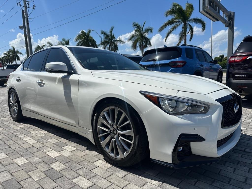 Infiniti Q50 LUXE RWD 2024