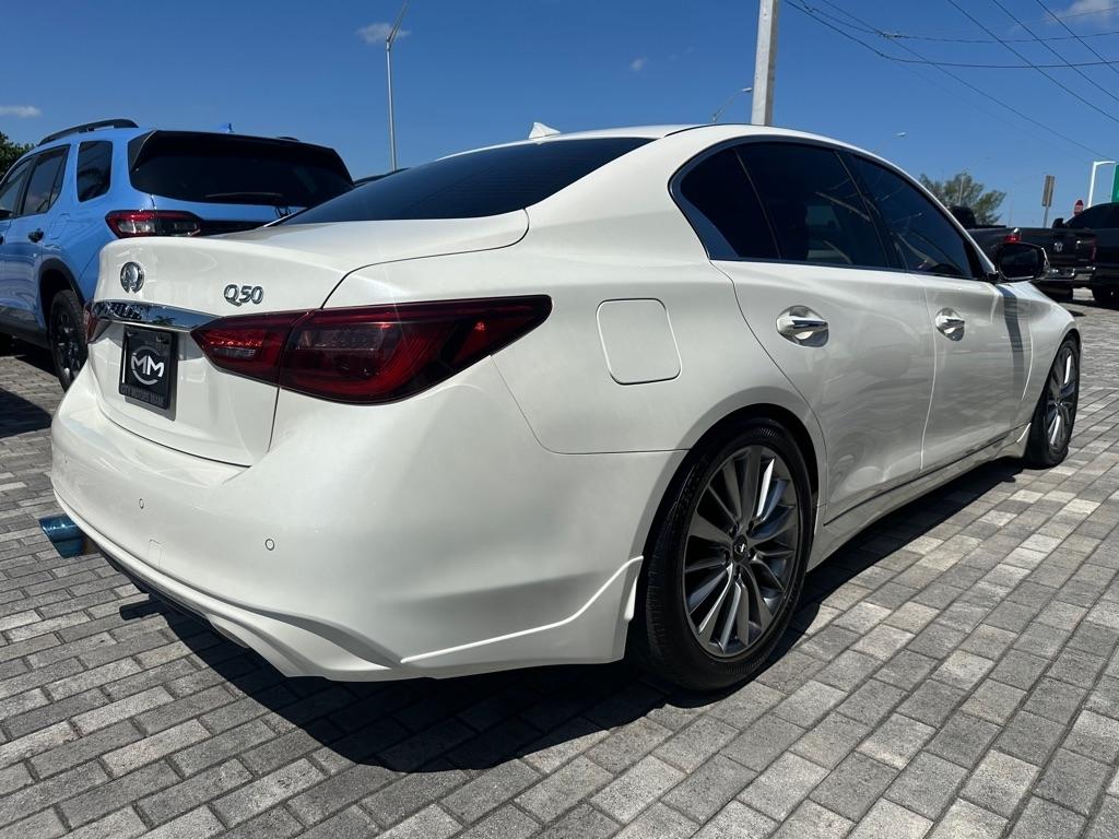 Infiniti Q50 LUXE RWD 2024