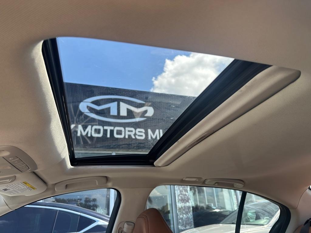 Infiniti Q50 LUXE RWD 2024