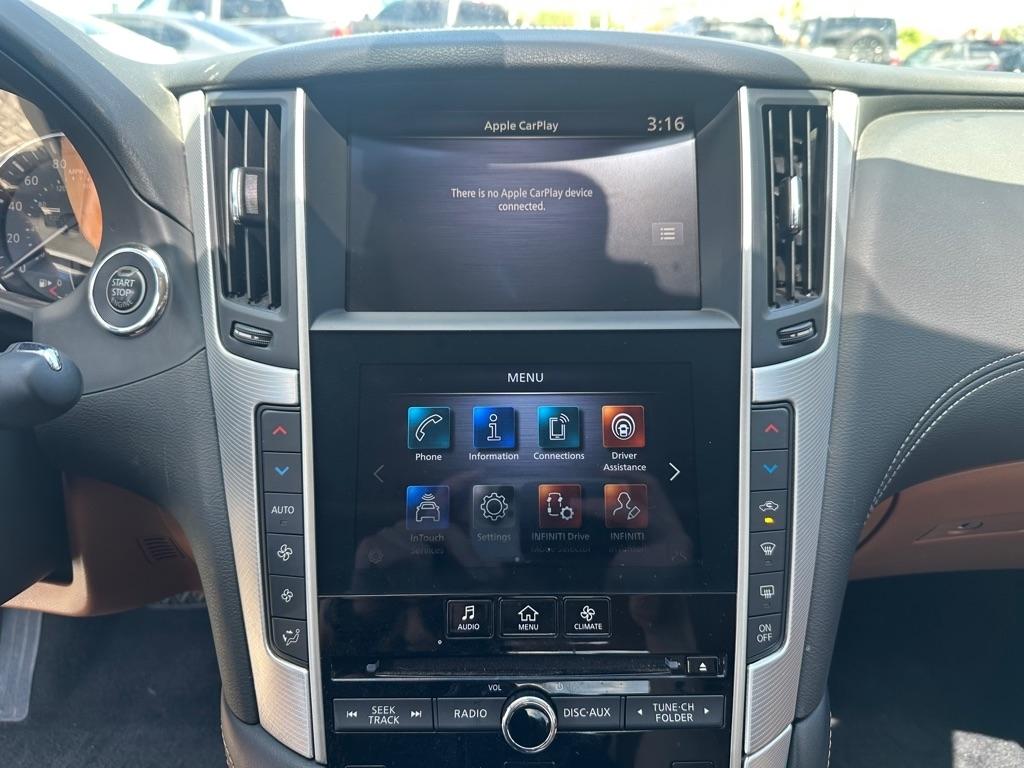 Infiniti Q50 LUXE RWD 2024