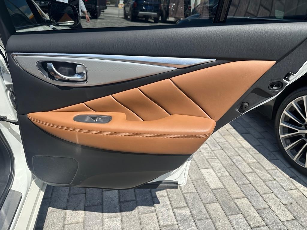 Infiniti Q50 LUXE RWD 2024