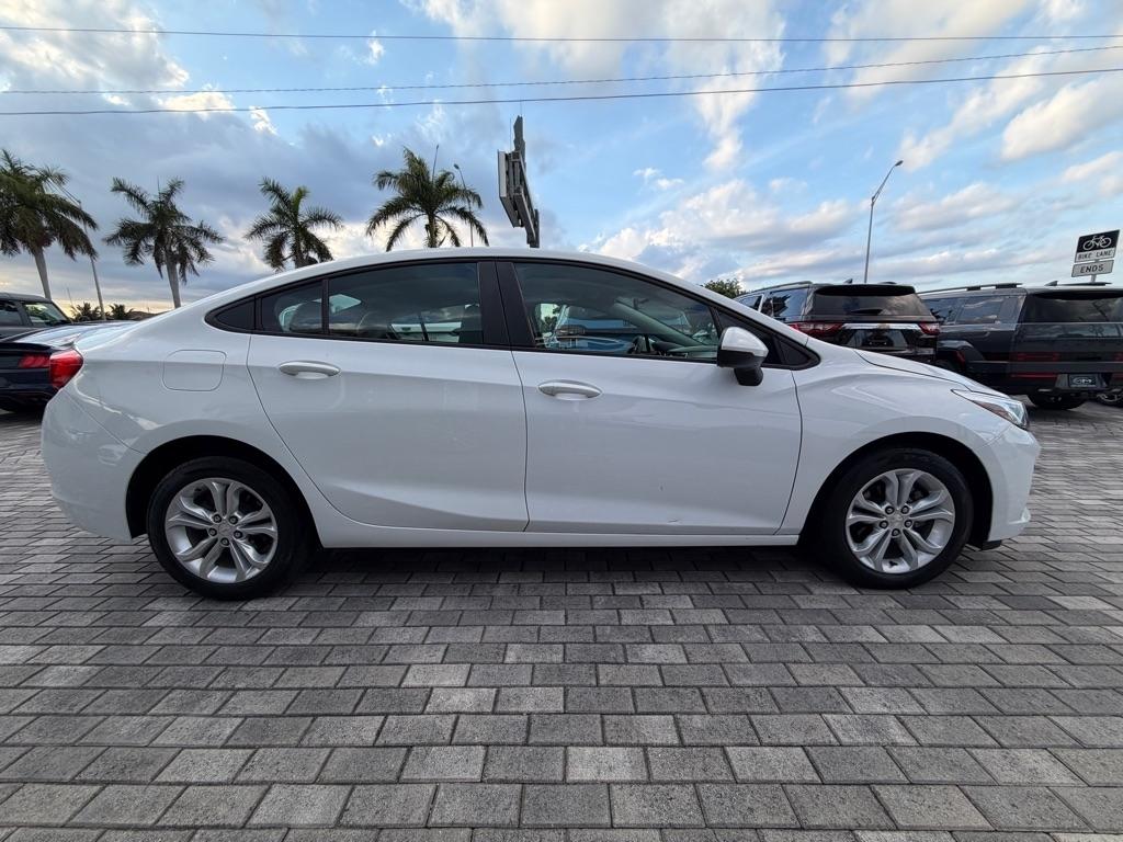 Chevrolet Cruze 4dr Sdn LS 2019