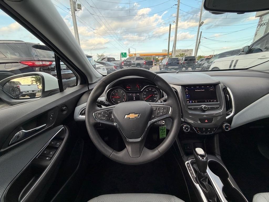 Chevrolet Cruze 4dr Sdn LS 2019