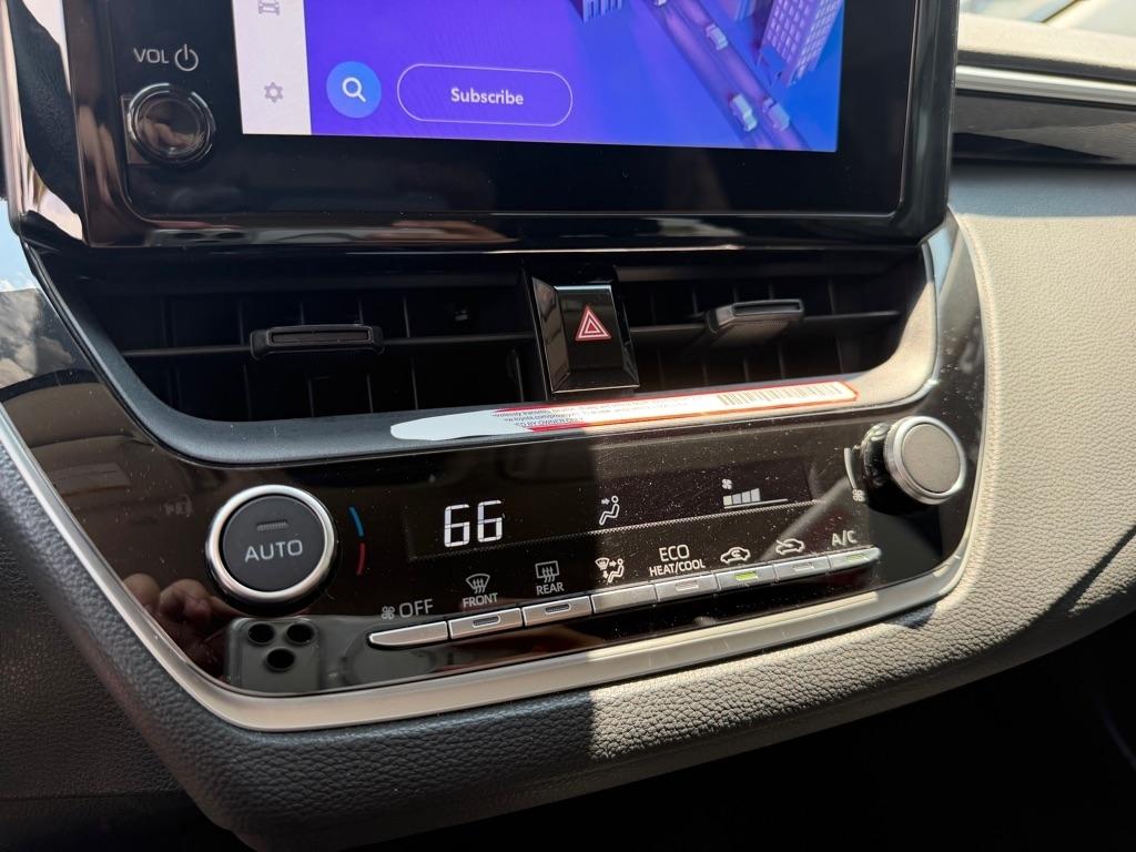 Toyota Corolla LE CVT (Natl) 2023