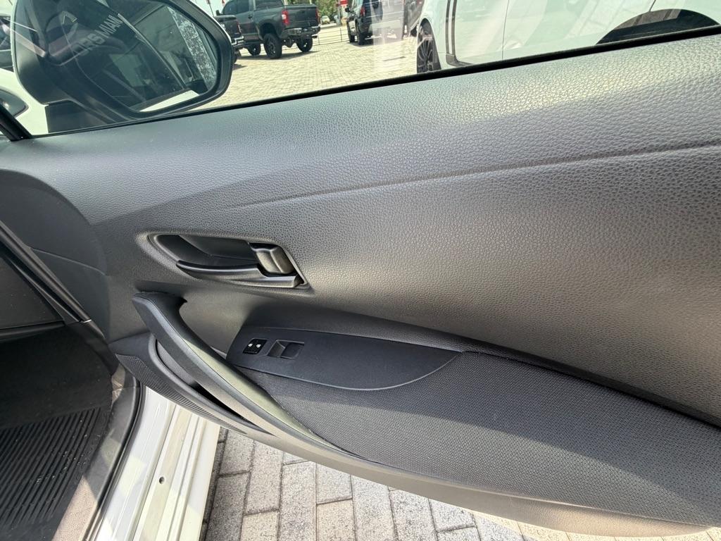 Toyota Corolla LE CVT (Natl) 2023
