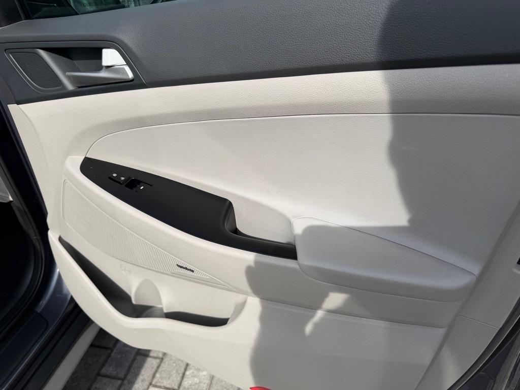 Hyundai Tucson Sport FWD 2021