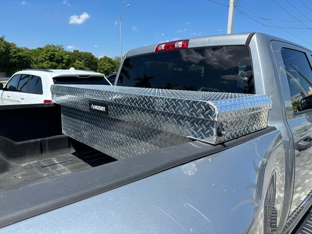 RAM 3500 Tradesman 4x4 Crew Cab 8' Box 2022