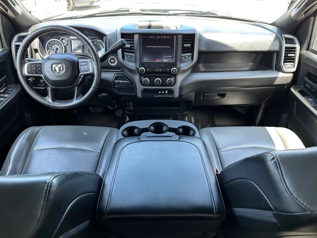 RAM 3500 Tradesman 4x4 Crew Cab 8' Box 2022