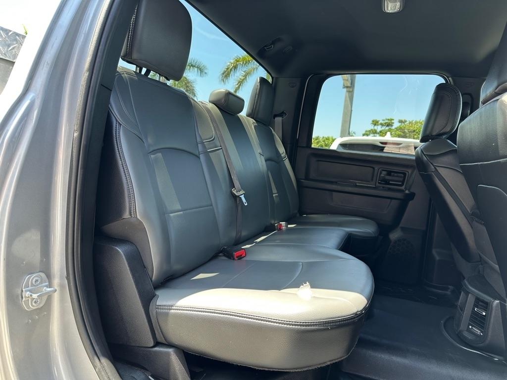 RAM 3500 Tradesman 4x4 Crew Cab 8' Box 2022