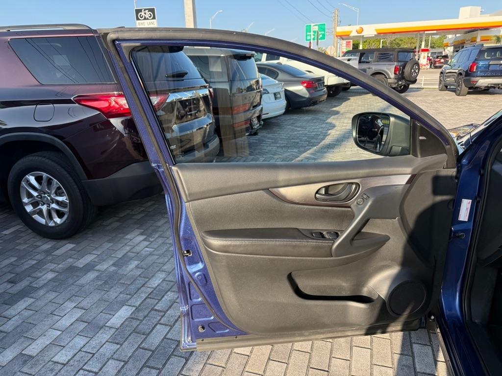 Nissan Rogue Sport AWD S 2022