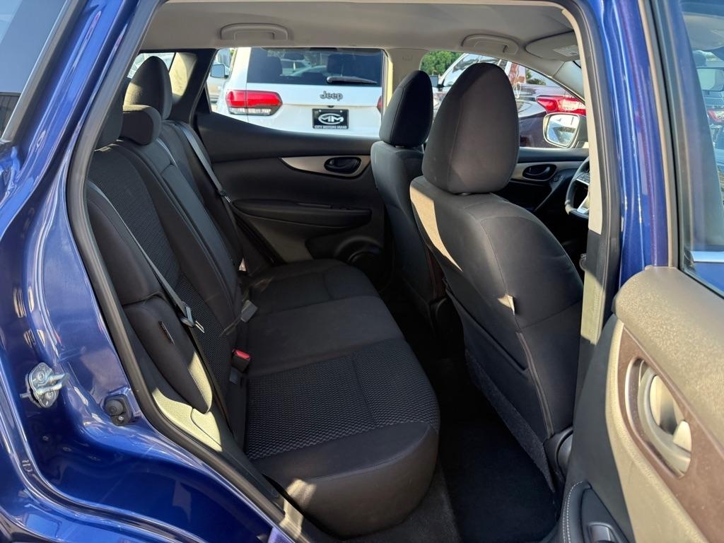 Nissan Rogue Sport AWD S 2022